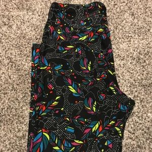 New OS feather Lularoe leggings